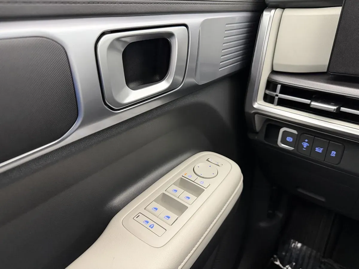 Hyundai Santa Fe photo 15