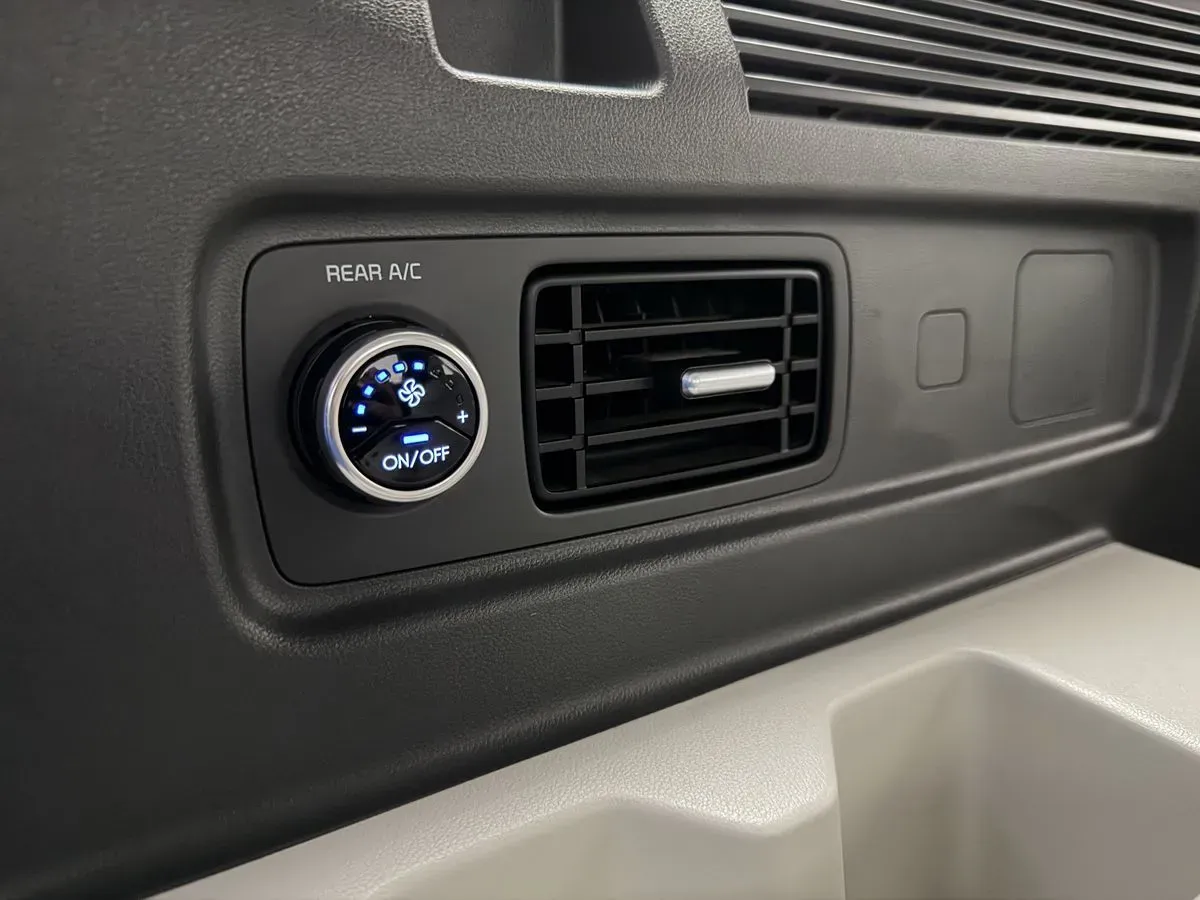 Hyundai Santa Fe photo 30