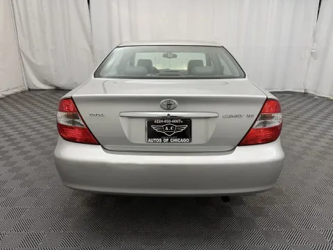 More photos of 2002 Toyota Camry LE at Autos of Chicago, IL