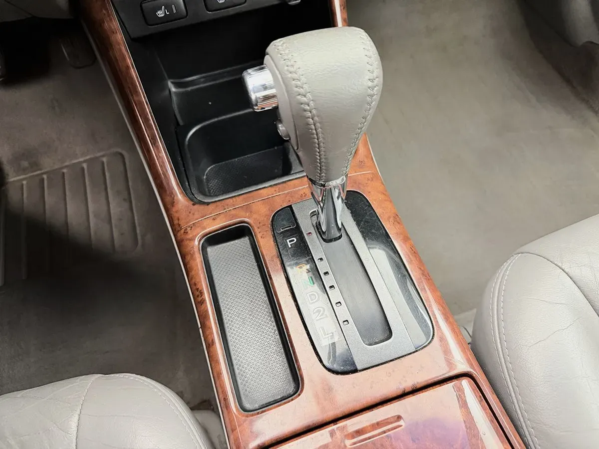 Toyota Camry photo 13