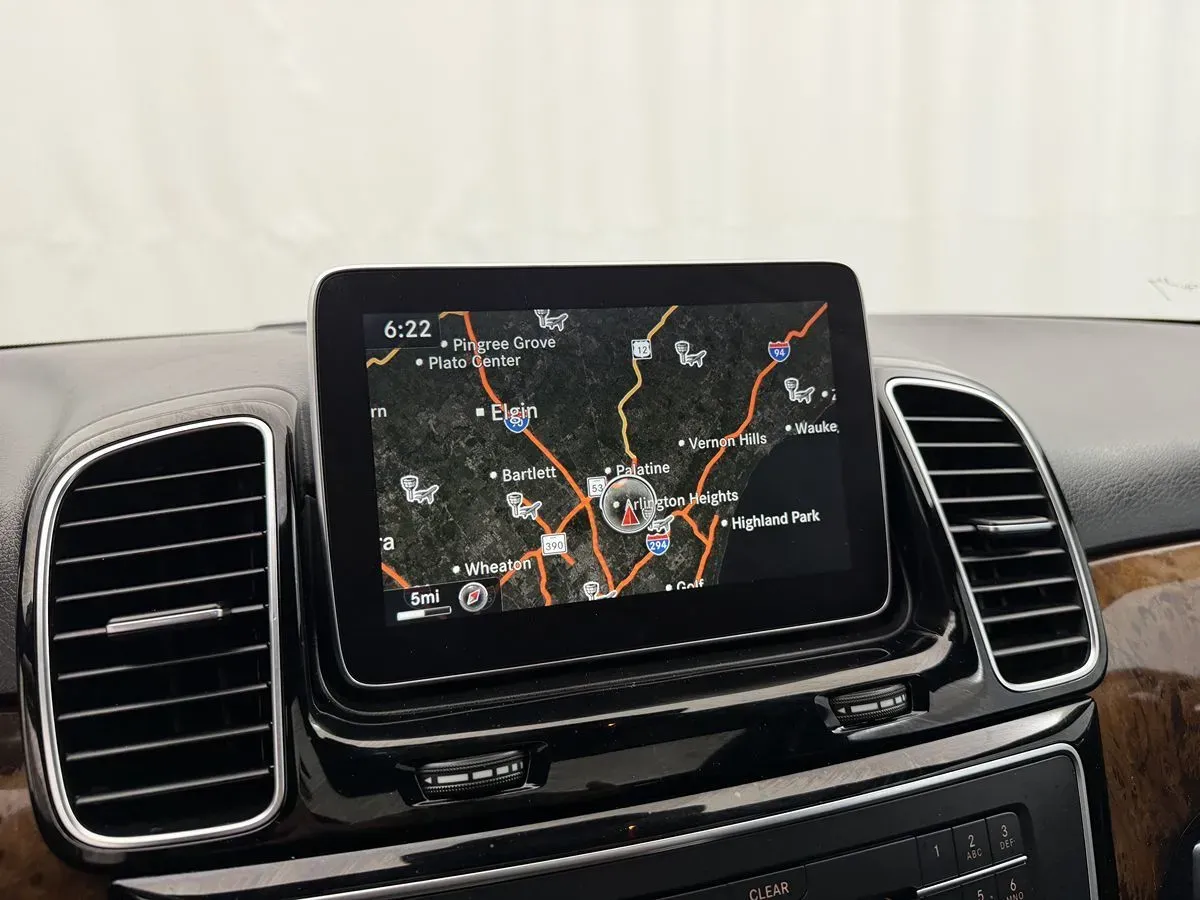 Mercedes-Benz GLE photo 21