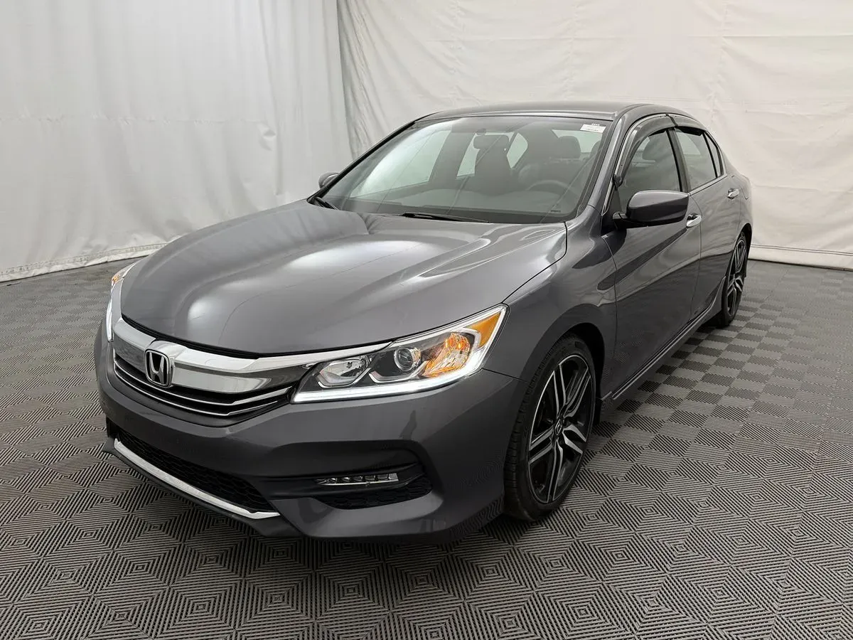 Honda Accord photo 2
