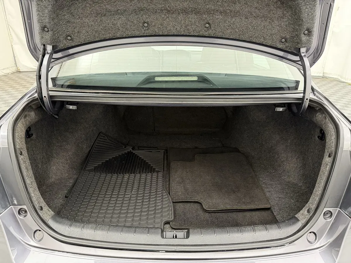 Honda Accord photo 21