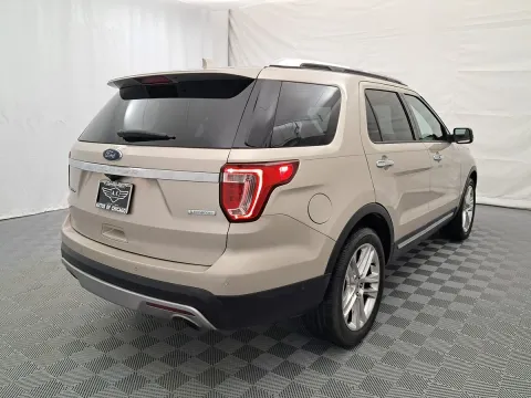 More photos of 2017 Ford Explorer Limited at Autos of Chicago, IL