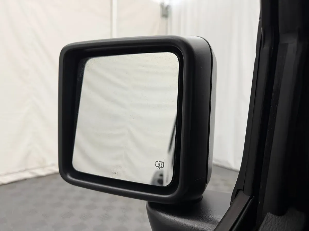 Jeep Wrangler photo 15
