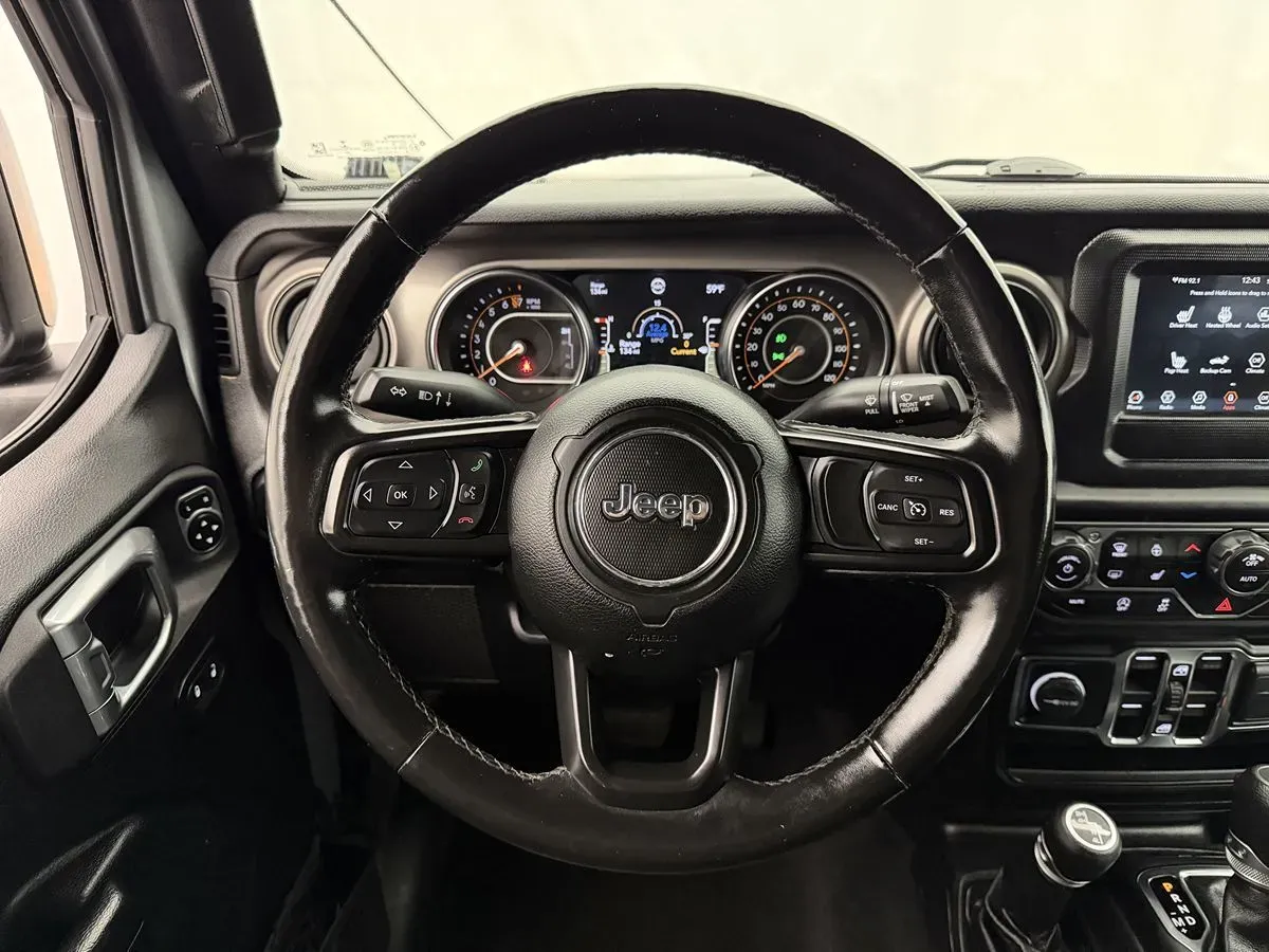 Jeep Gladiator photo 13