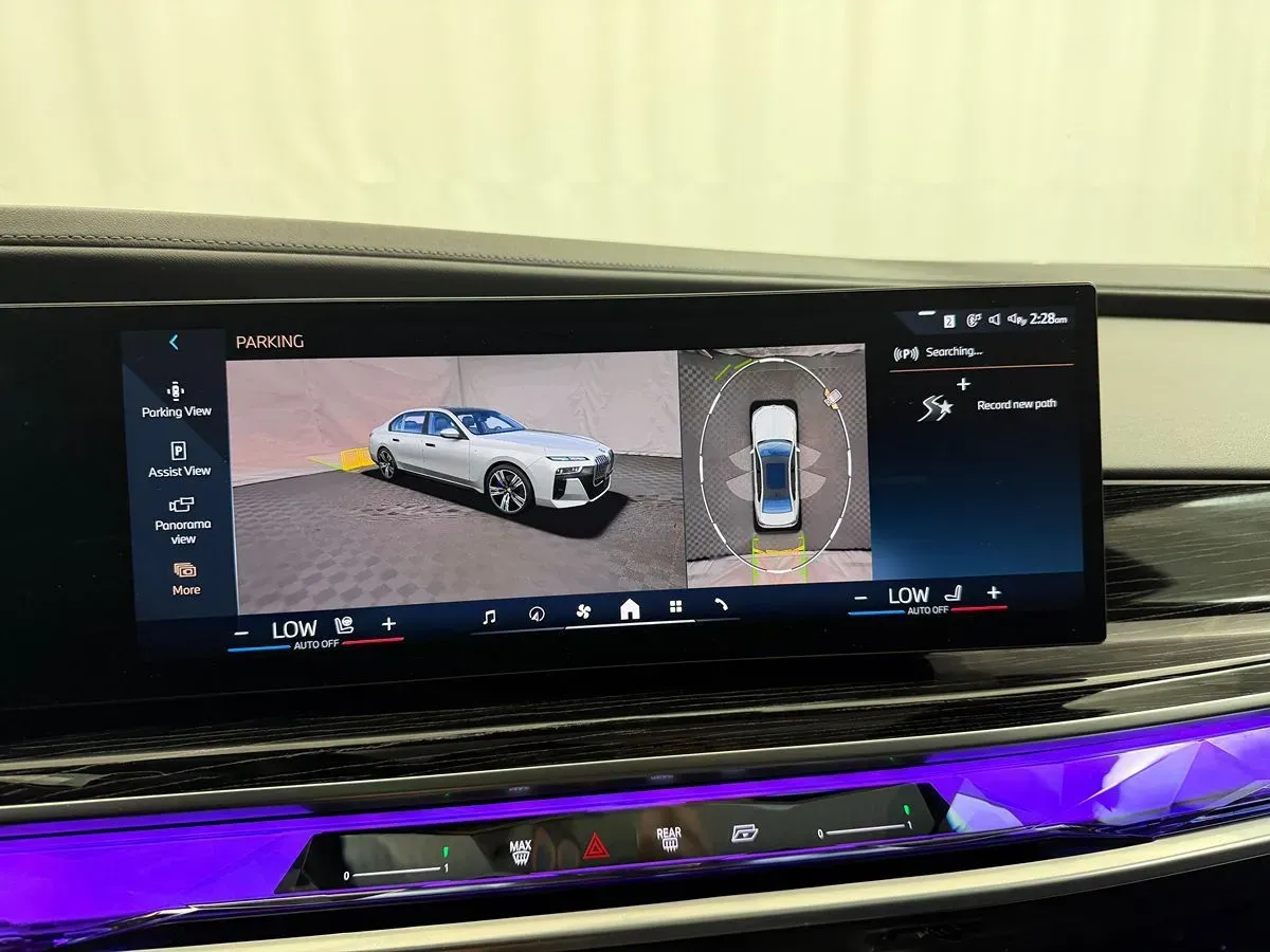 BMW 7 Series photo 61