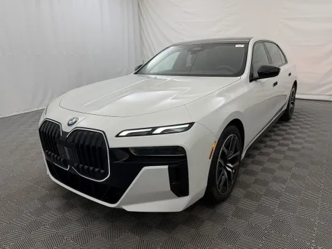Photos of 2025 BMW 7 Series 740i xDrive for sale in Arlington Heights, IL at Autos of Chicago