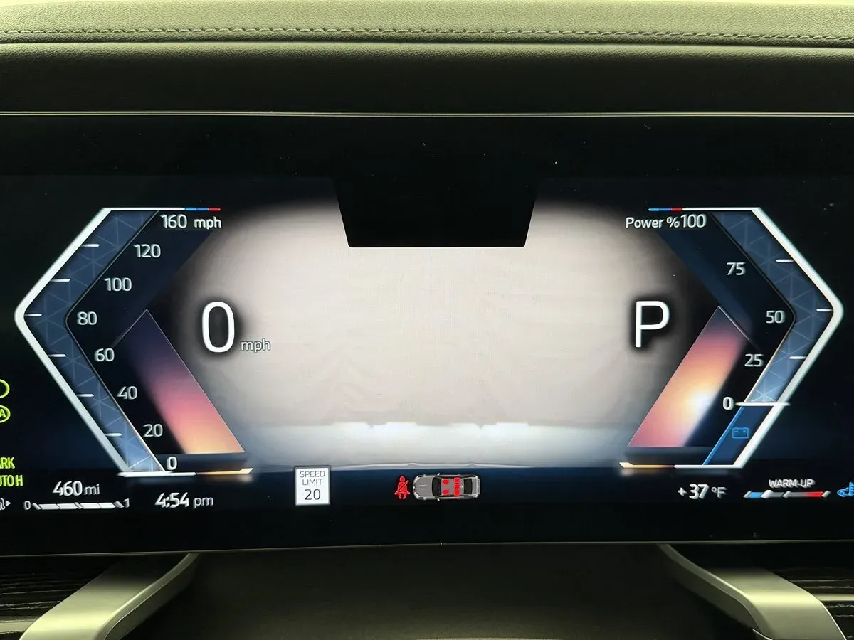 BMW 7 Series photo 17
