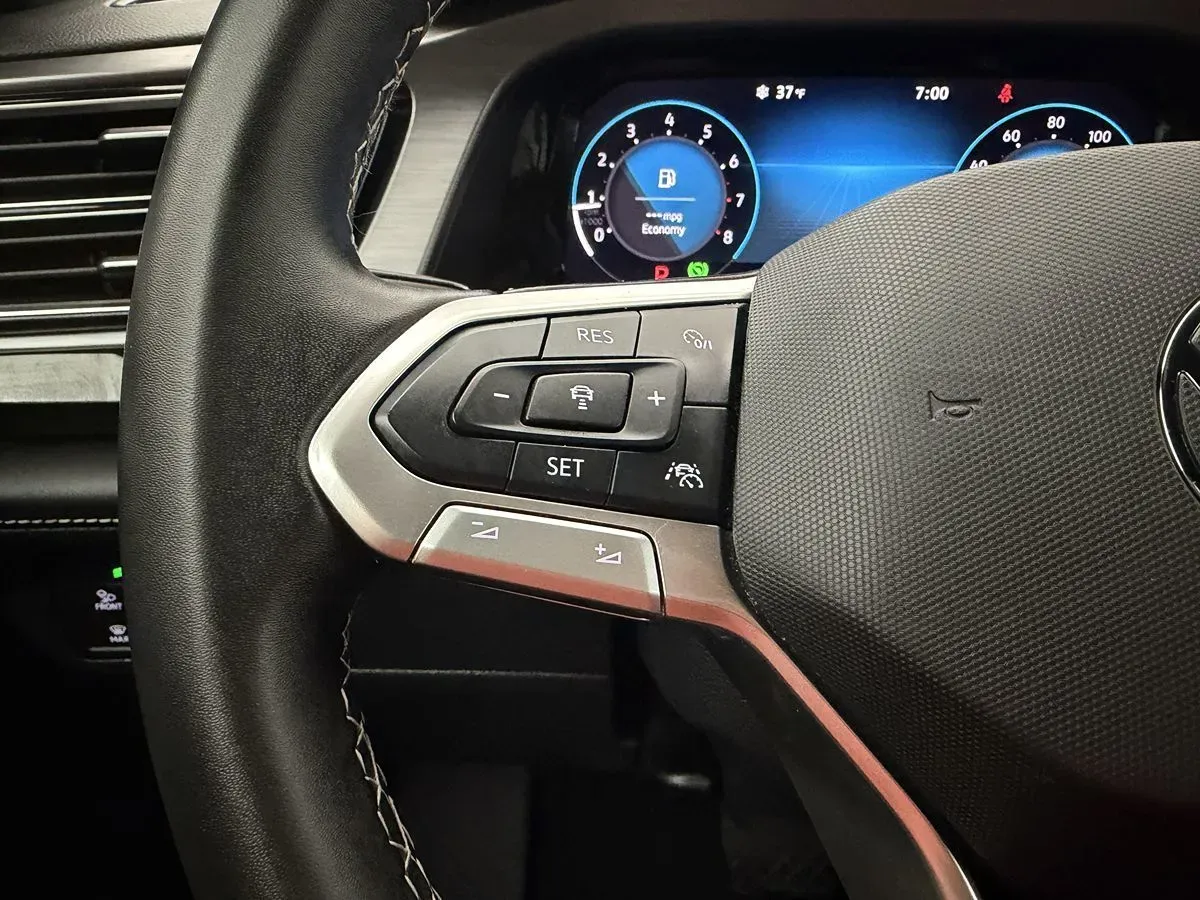 Volkswagen Atlas Cross Sport photo 14