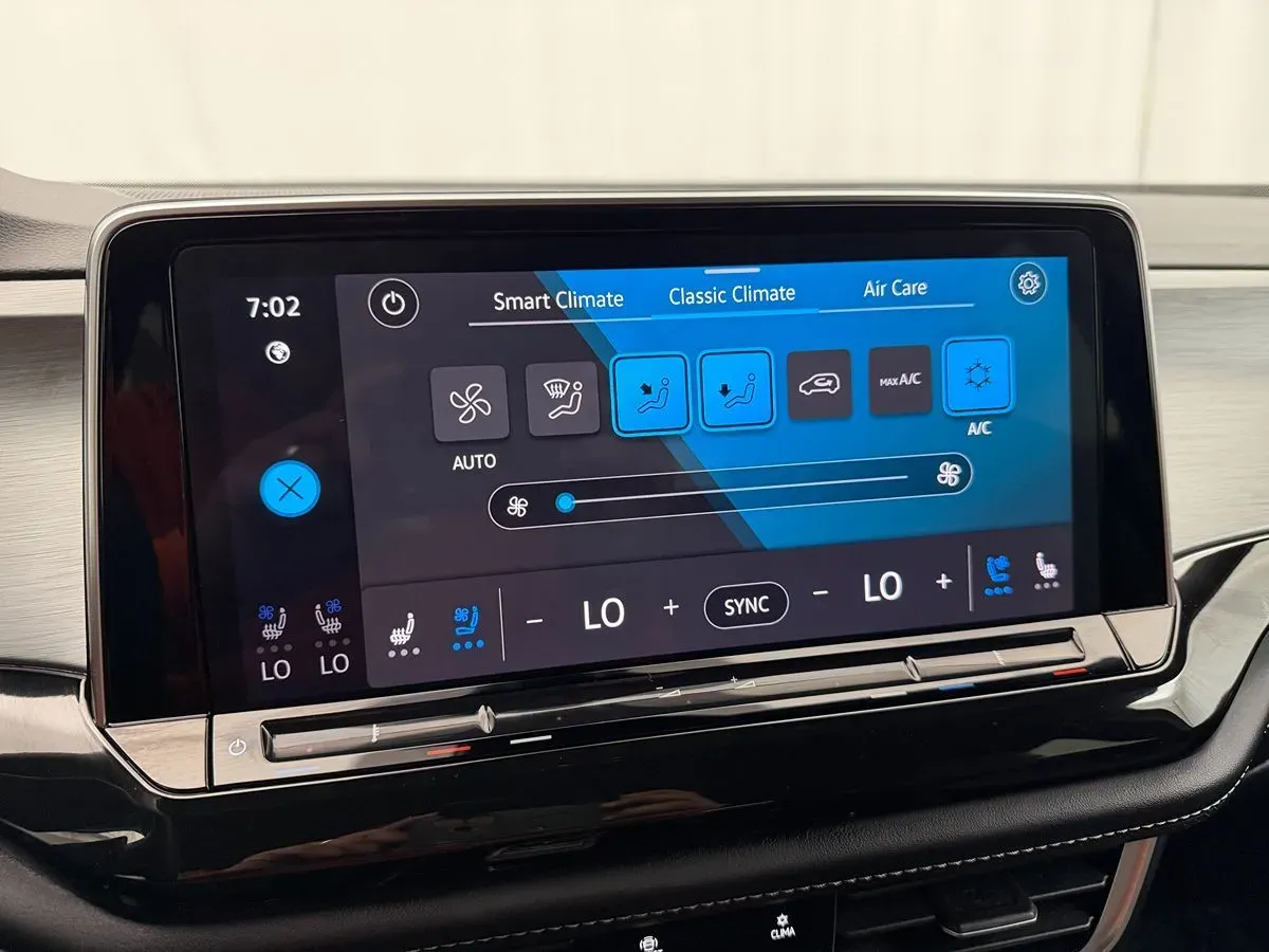 Volkswagen Atlas Cross Sport photo 22