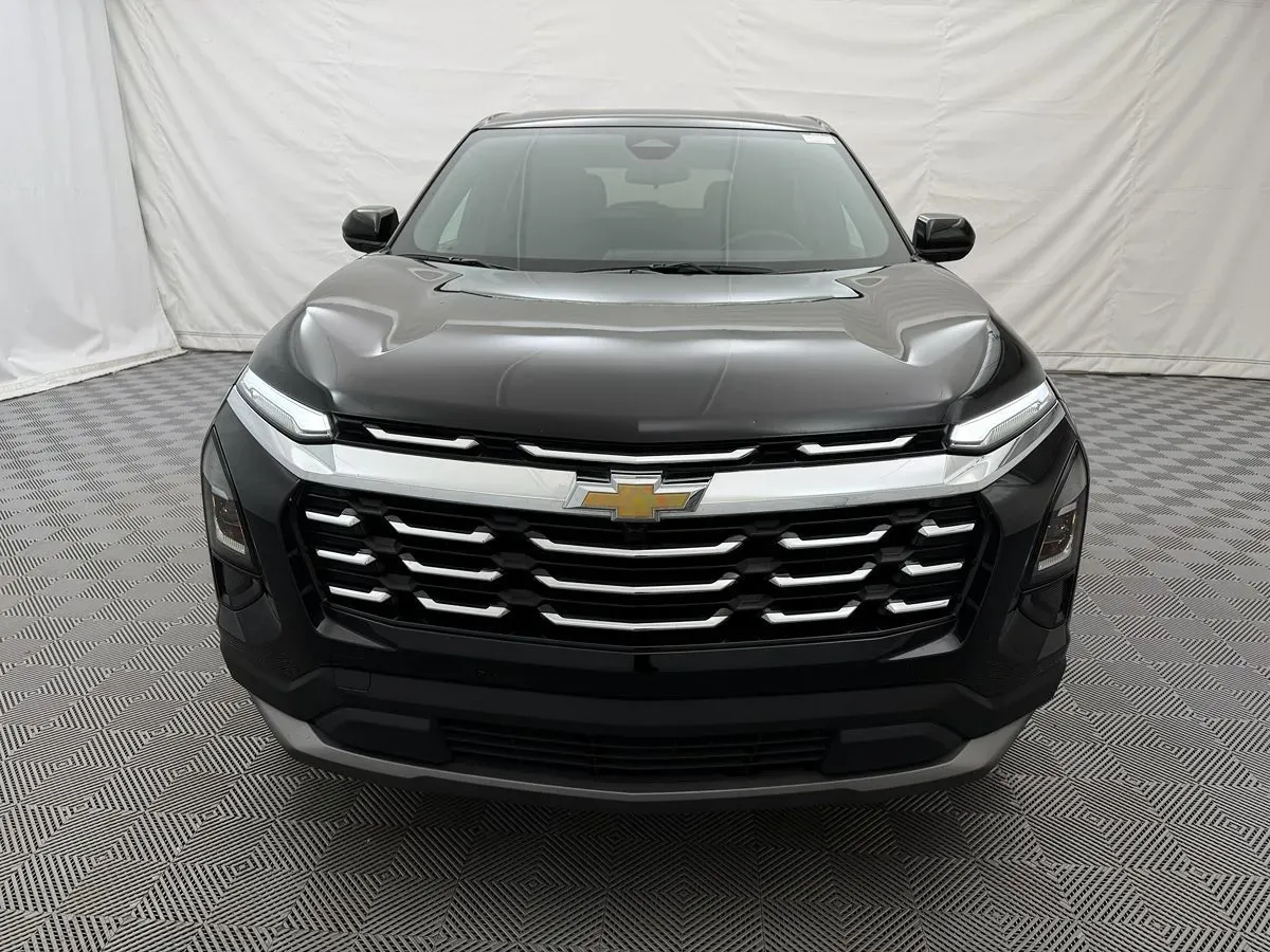 Chevrolet Equinox photo 2