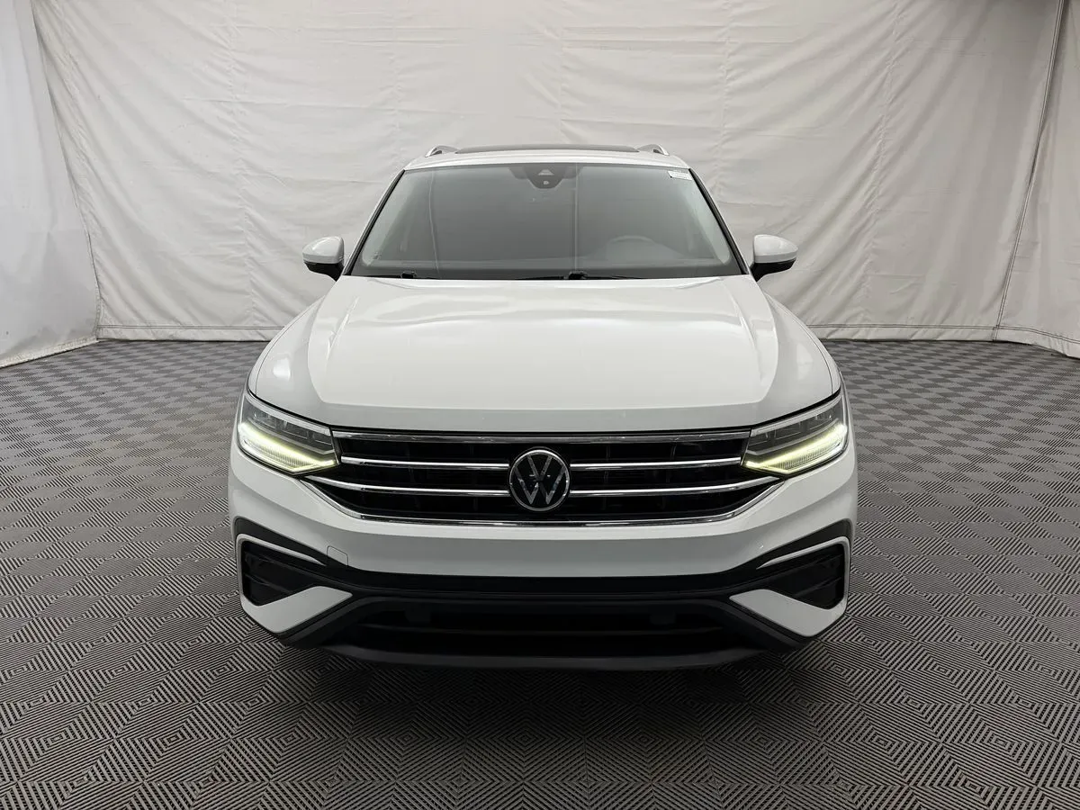 Volkswagen Tiguan photo 3