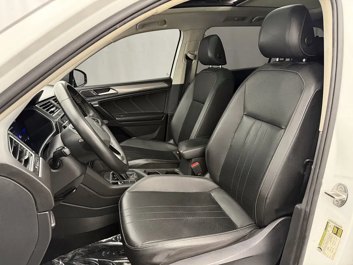 Volkswagen Tiguan photo 10