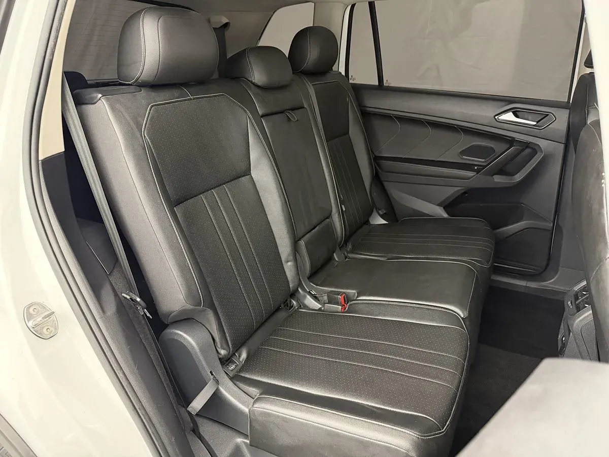 Volkswagen Tiguan photo 28