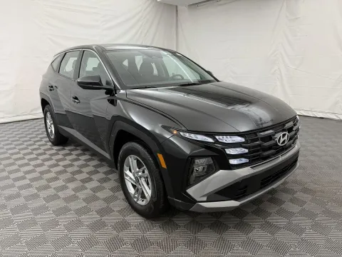 More photos of 2025 Hyundai Tucson SE at Autos of Chicago, IL