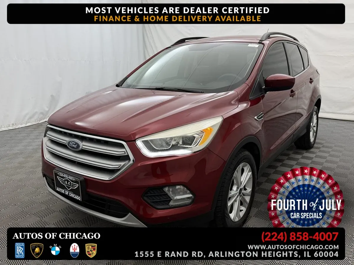 Red 2017 Ford Escape SE for sale in Arlington Heights, IL