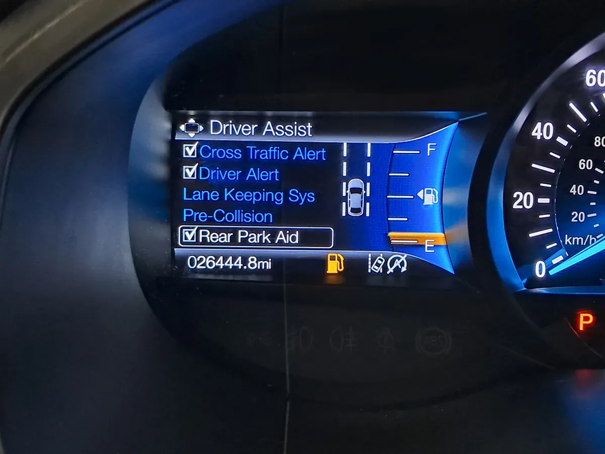 Ford Edge photo 8