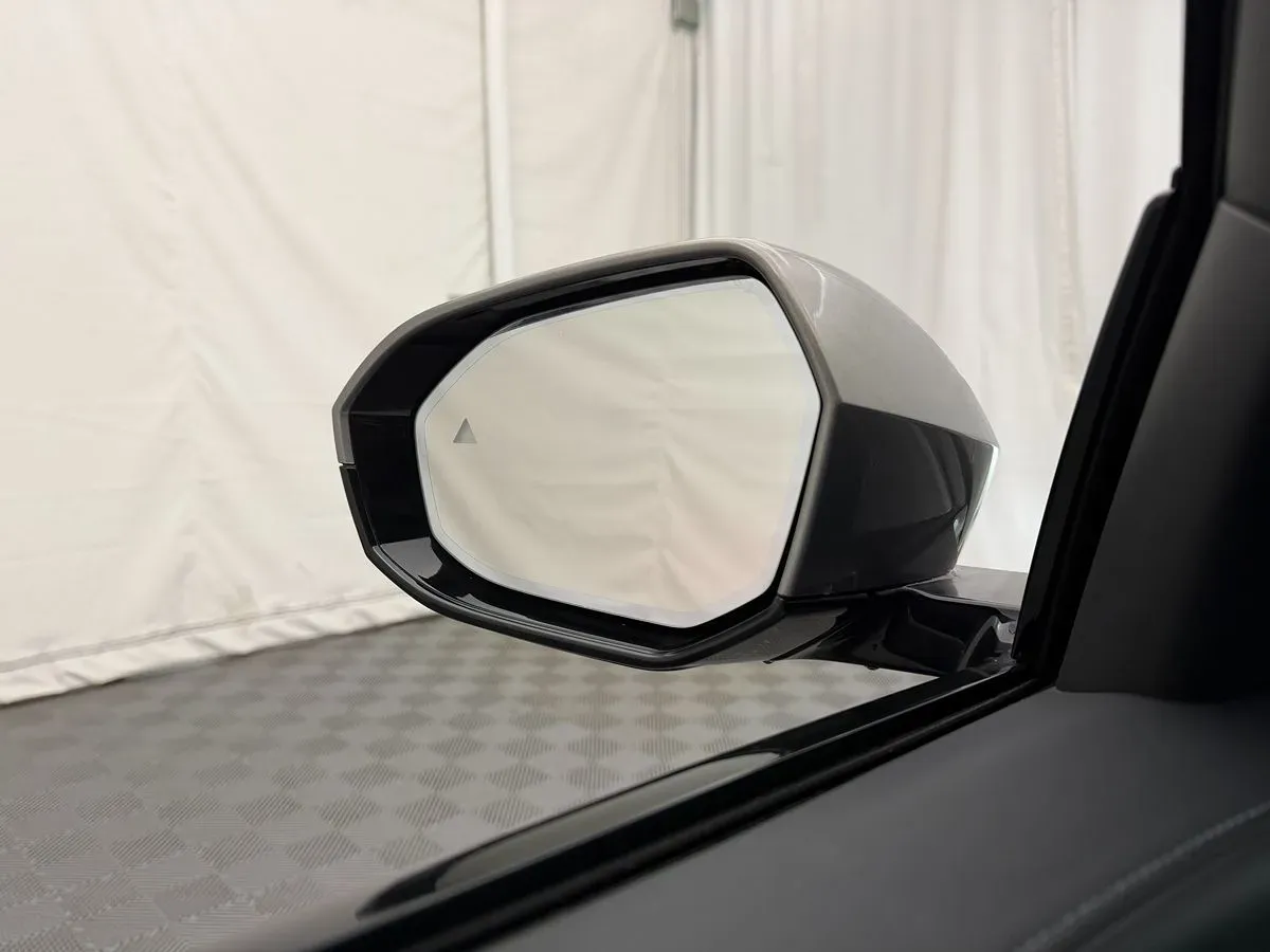 BMW 7 Series photo 17