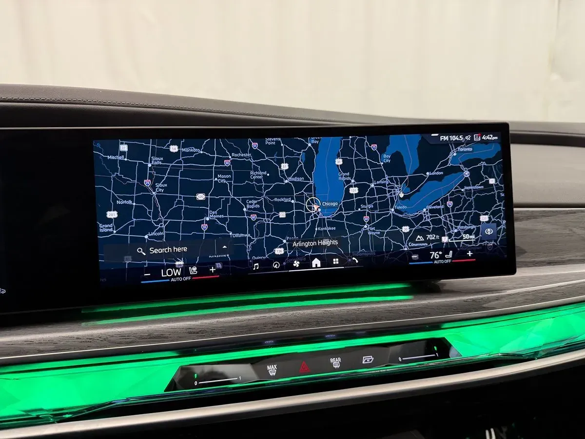BMW 7 Series photo 34