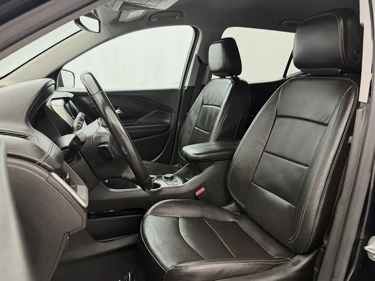 GMC Terrain photo 9