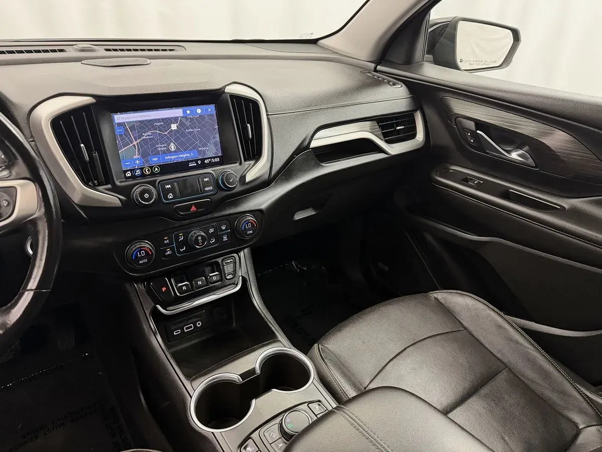 GMC Terrain photo 17