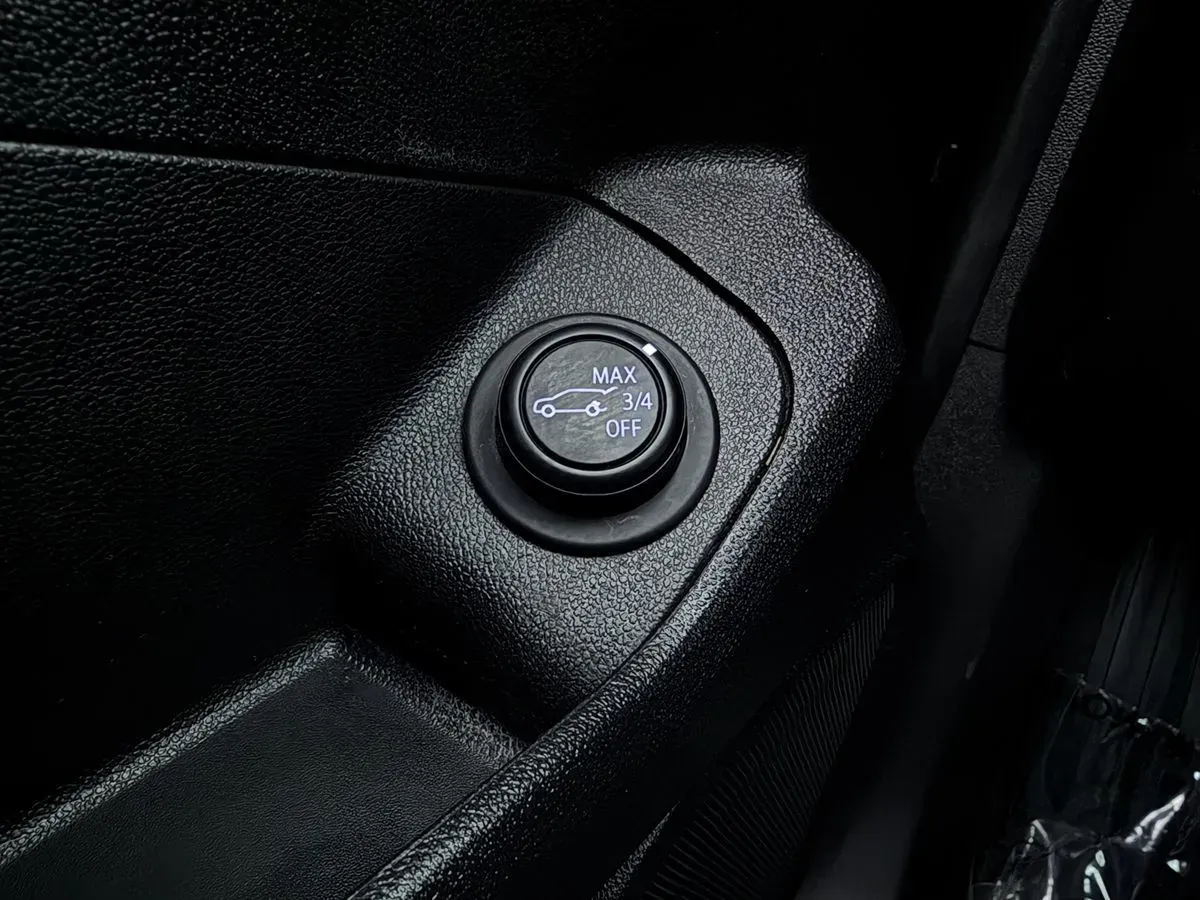 GMC Terrain photo 14