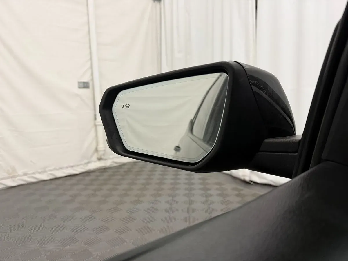 GMC Terrain photo 16