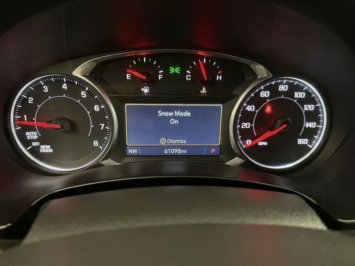 GMC Terrain photo 11