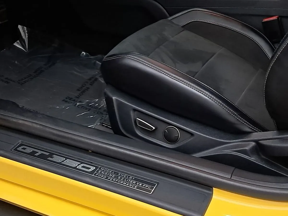 2016 Ford Mustang Shelby GT350 - Photo 8