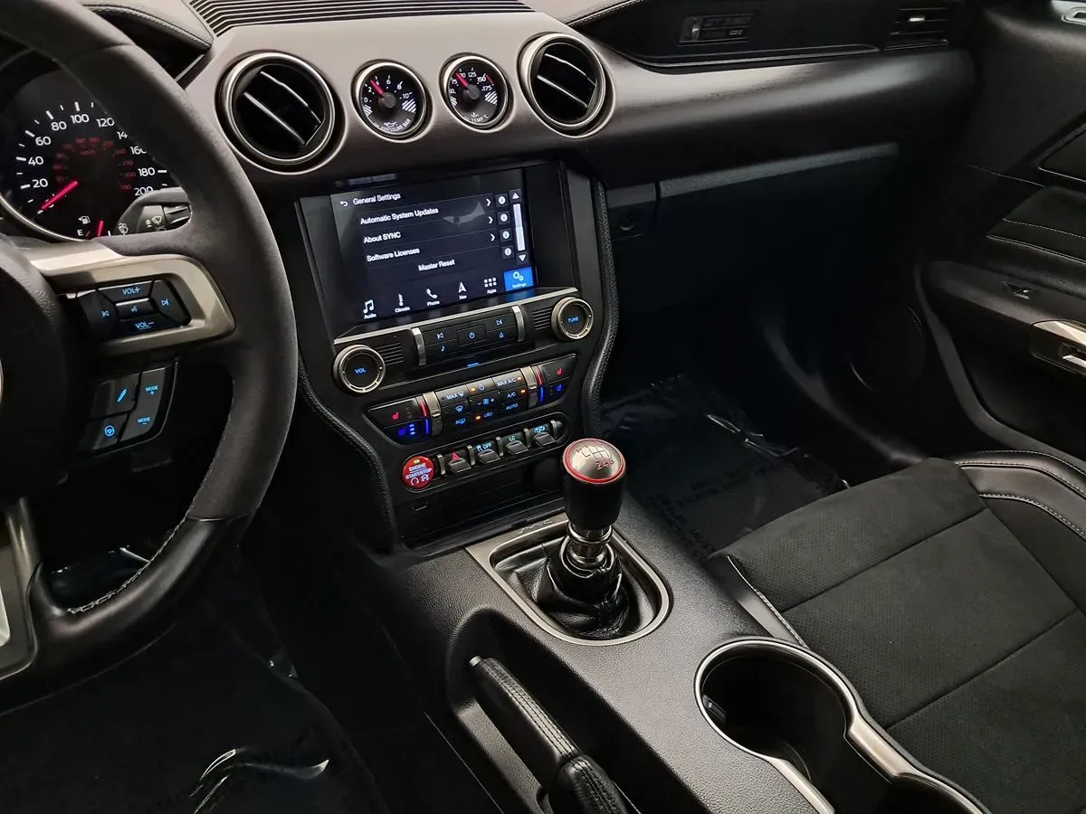 2016 Ford Mustang Shelby GT350 - Photo 23