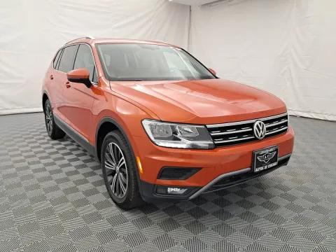 Photos of 2018 Volkswagen Tiguan SEL for sale in Arlington Heights, IL at Autos of Chicago