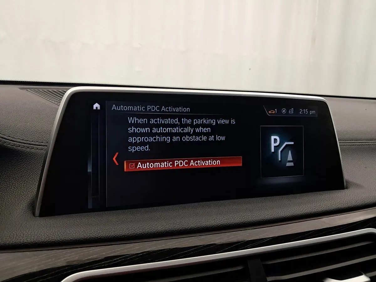 BMW 7 Series photo 21