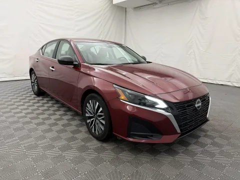 Photos of 2025 Nissan Altima SV for sale in Arlington Heights, IL at Autos of Chicago