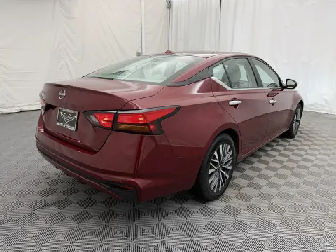 More photos of 2025 Nissan Altima SV at Autos of Chicago, IL