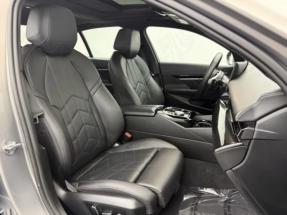 BMW 5 Series photo 51
