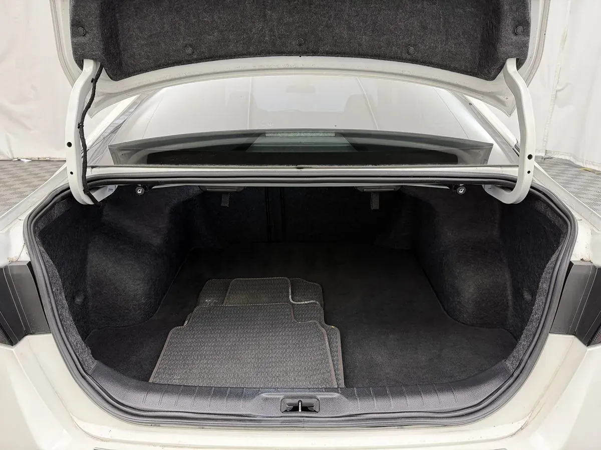 Nissan Altima photo 23