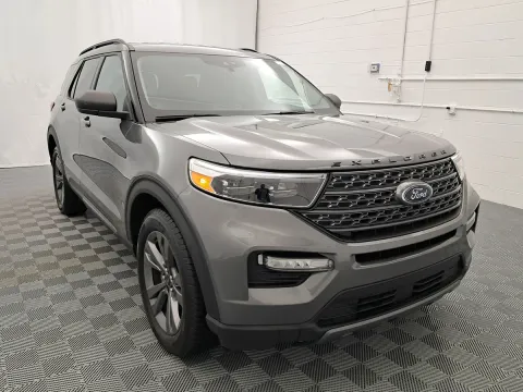 Photos of 2021 Ford Explorer XLT for sale in Arlington Heights, IL at Autos of Chicago