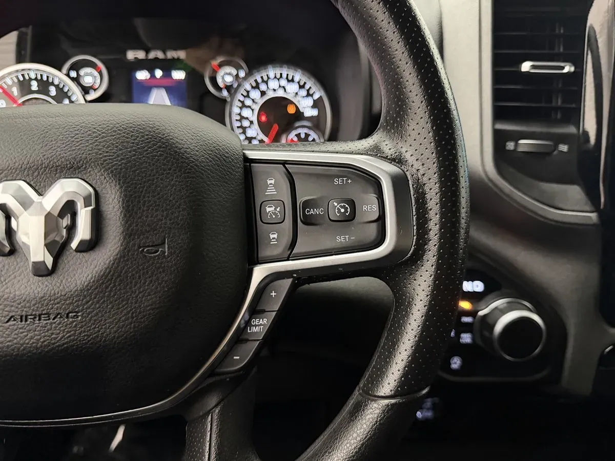 Ram 1500 photo 11