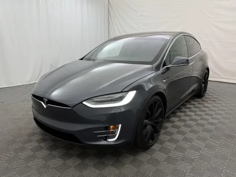 Photos of 2019 Tesla Model X Standard Range for sale in Arlington Heights, IL at Autos of Chicago