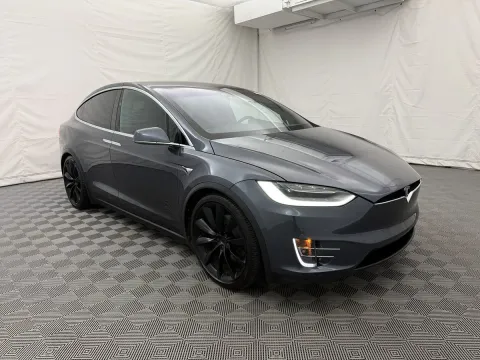 More photos of 2019 Tesla Model X Standard Range at Autos of Chicago, IL