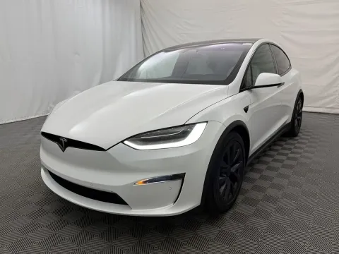 Photos of 2022 Tesla Model X for sale in Arlington Heights, IL at Autos of Chicago