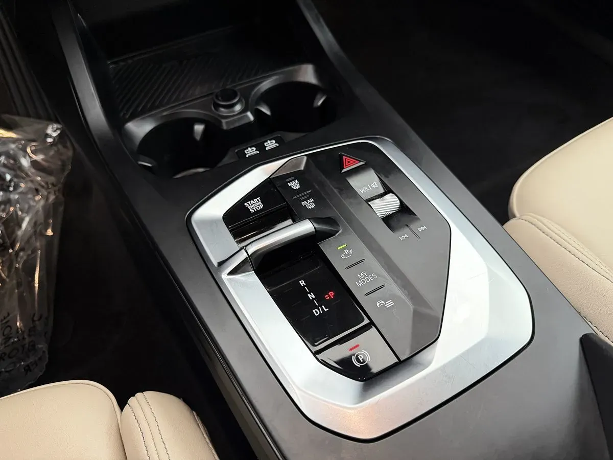 BMW 2 Series photo 35