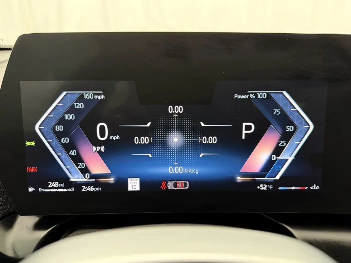 BMW 2 Series photo 10