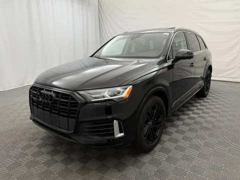 Photos of 2021 Audi Q7 Premium Plus for sale in Arlington Heights, IL at Autos of Chicago