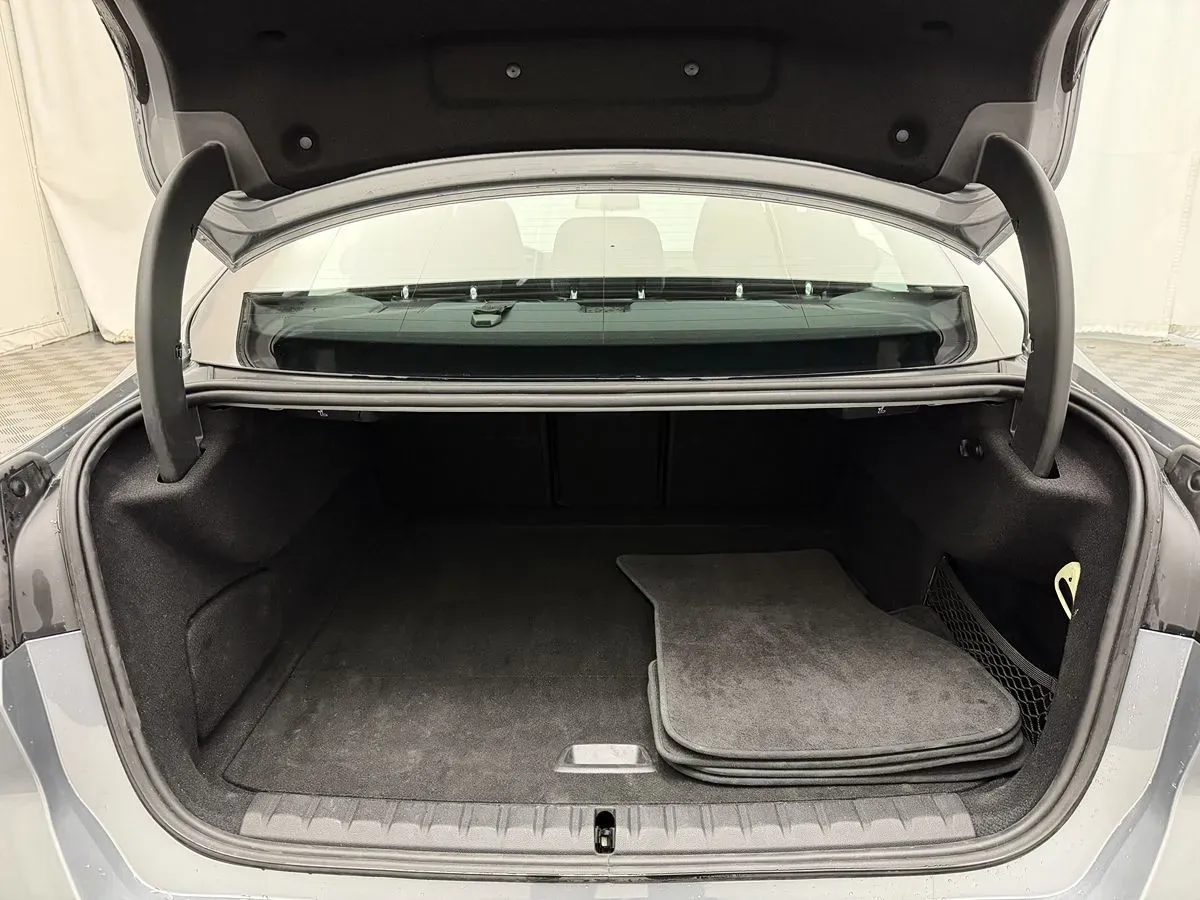 BMW 2 Series photo 34