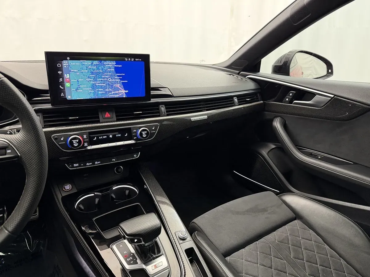 Audi S5 photo 17