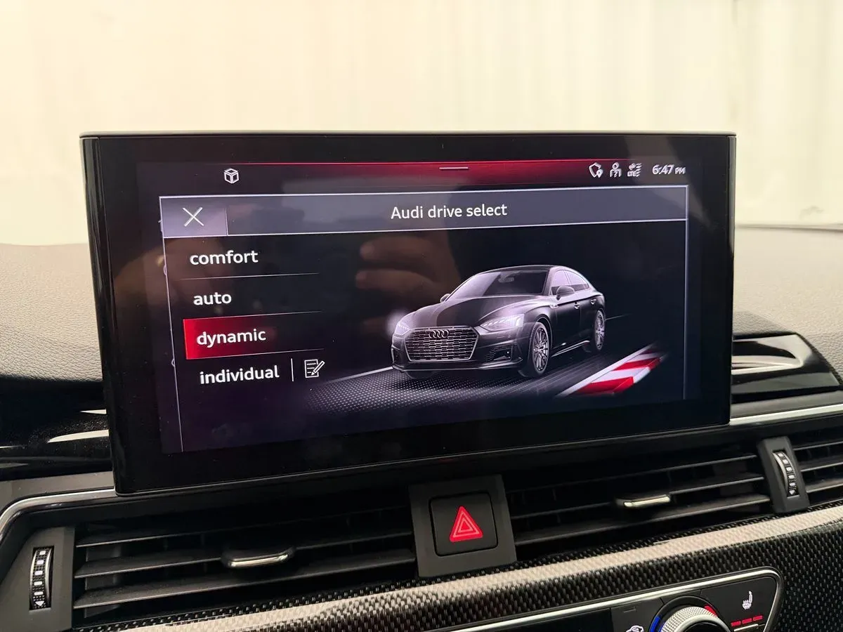 Audi S5 photo 32