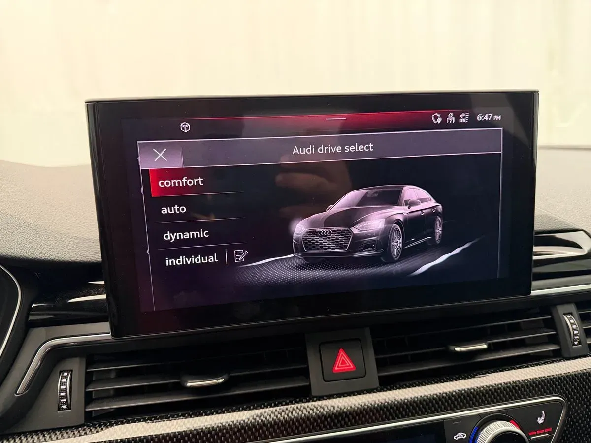 Audi S5 photo 30