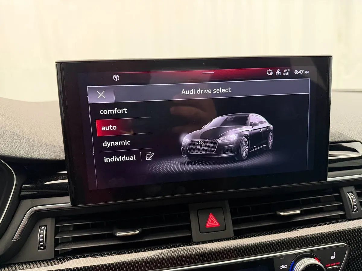 Audi S5 photo 31